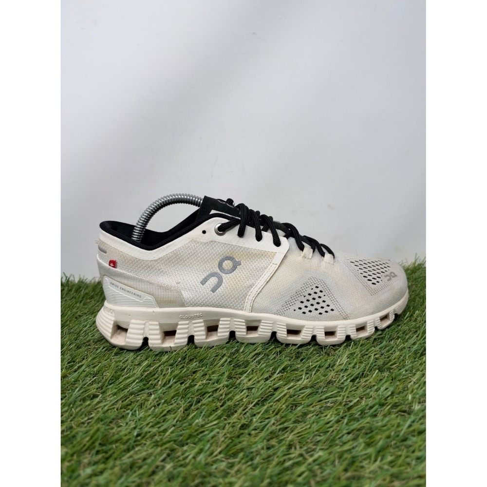 On Cloud X Shoes Women's 7 White Athletic Sneakers Gym Running Casual Walking